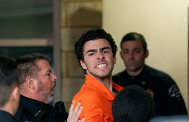 Luigi Mangione yells in courtroom during high-profile trial, highlighting tension in the Luigi Mangione legal case.